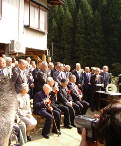 新布石発祥の地記念碑除幕式